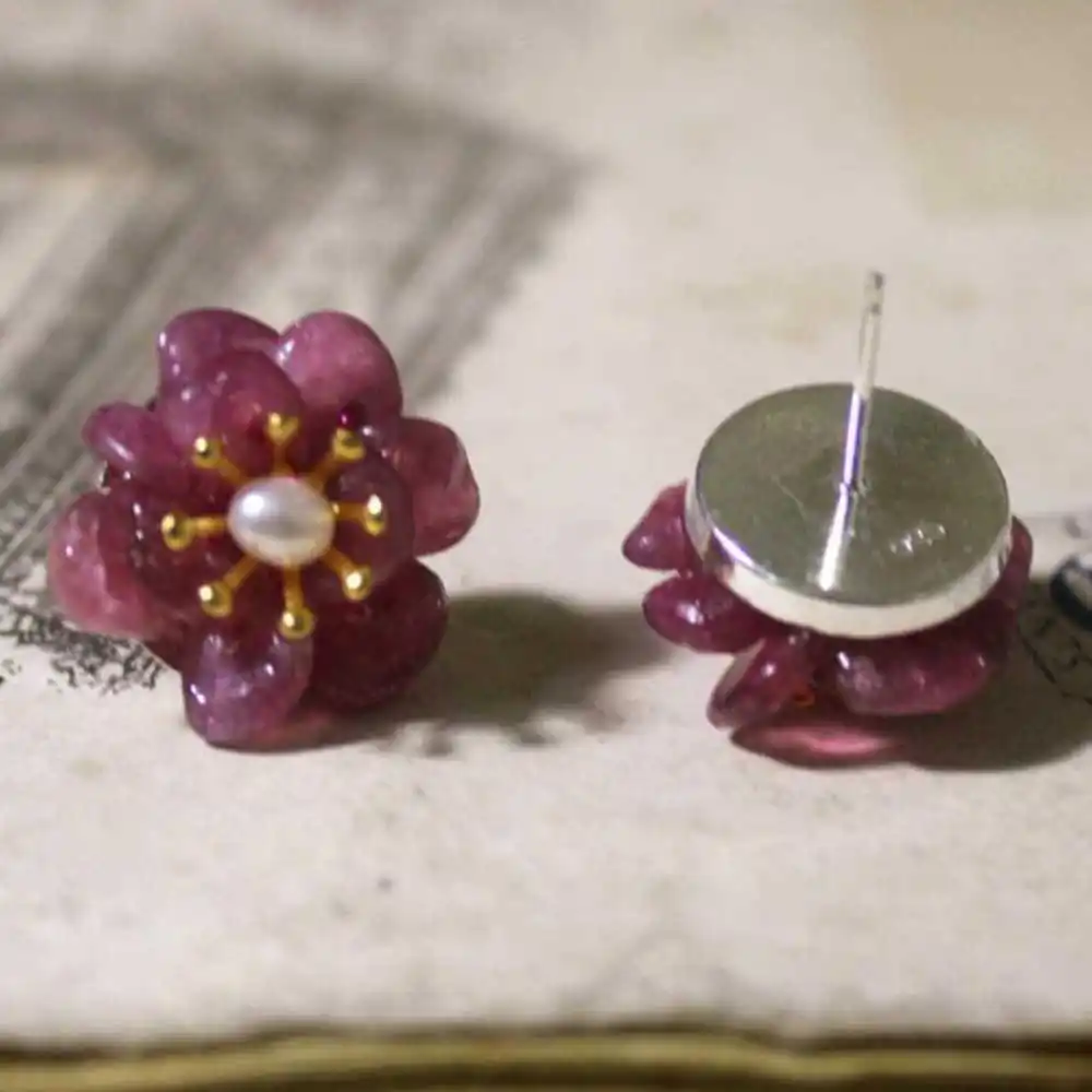 

Серьги-гвоздики с натуральным турмалином и белым жемчугом, 925