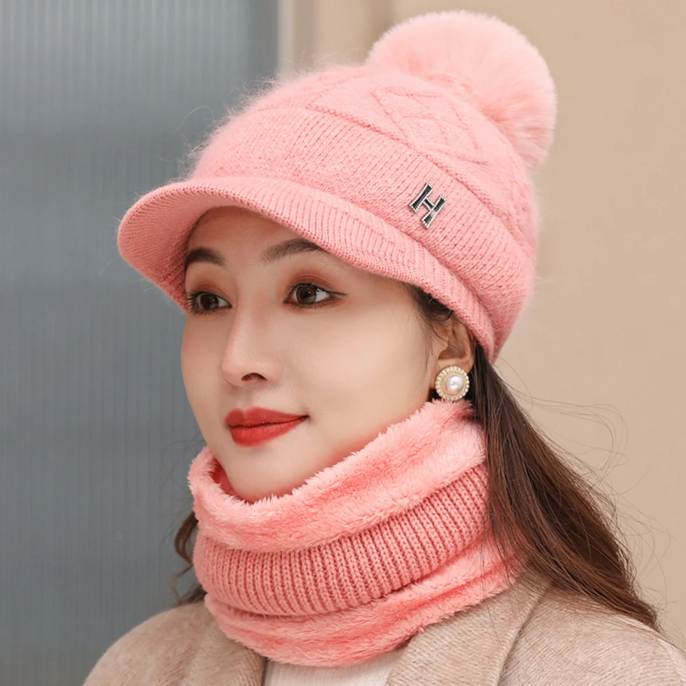 

Новая женская зимняя шапка, сохраняющая тепло, шапка с буквой H, термоаксессуар и воротник, теплые шапки для женщин, Повседневная вязаная шап...