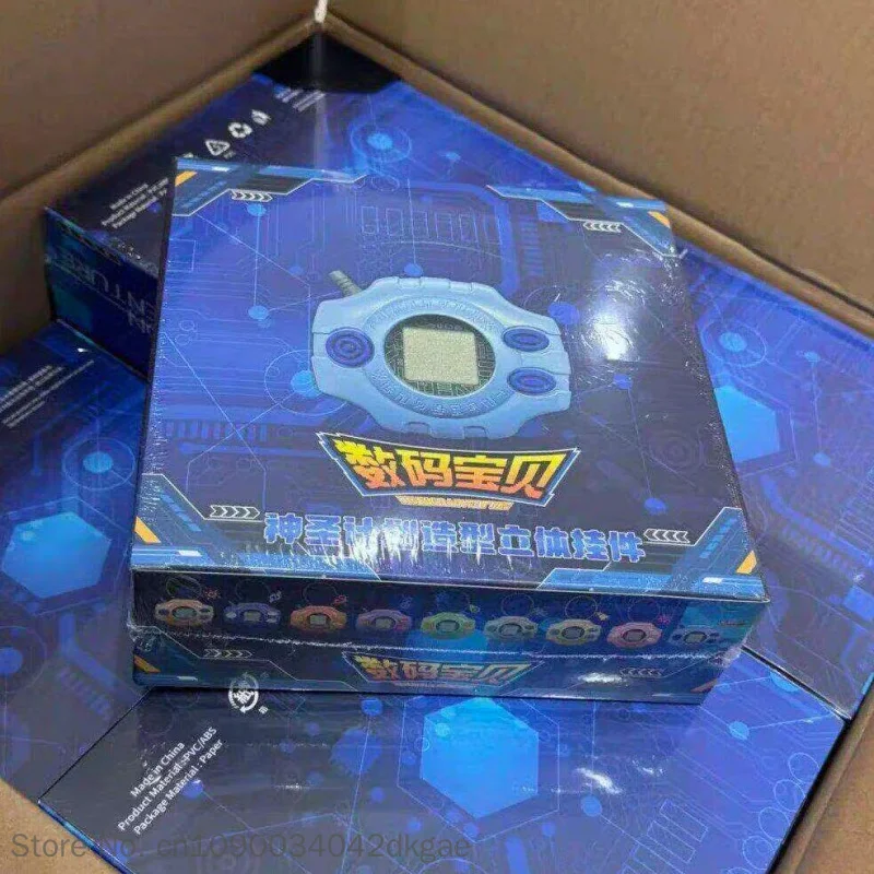 Фото Набор из 4 подвесок-талисманов Digimon для автомобиля: Digivice, Герб Священного Плана, Герб Эволюции – украшение для автомобиля для фанатов аниме №1