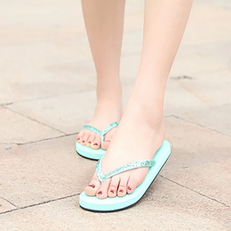 Slippers Women Summer Fashion Outdoor Solid Color Flip Flops Breathable Wear-resistant Clip Toe Beach Sandals Female Slides