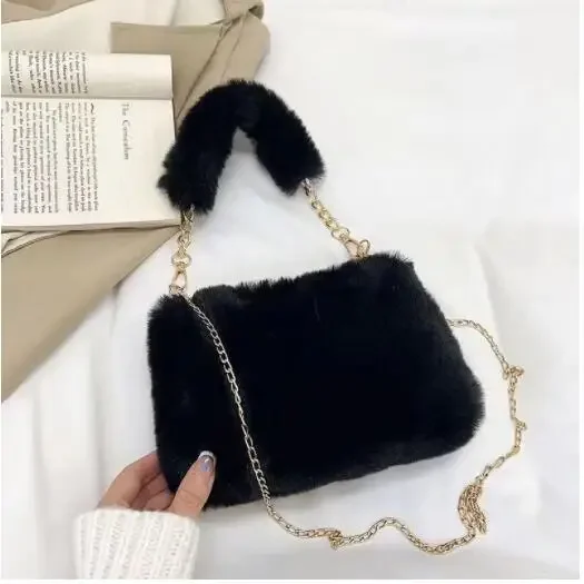 

Women Plush Tote Handbag Casual Fuzzy Crossbody Bag Fluffy Shoulder Bag Chain Cute Sling Pouch Faux Fur Female Purse Furry Bolsa