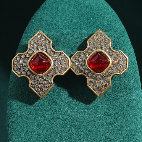 LOVE GREEN LIVE GREEN Серьги-крестики с красной глазурью