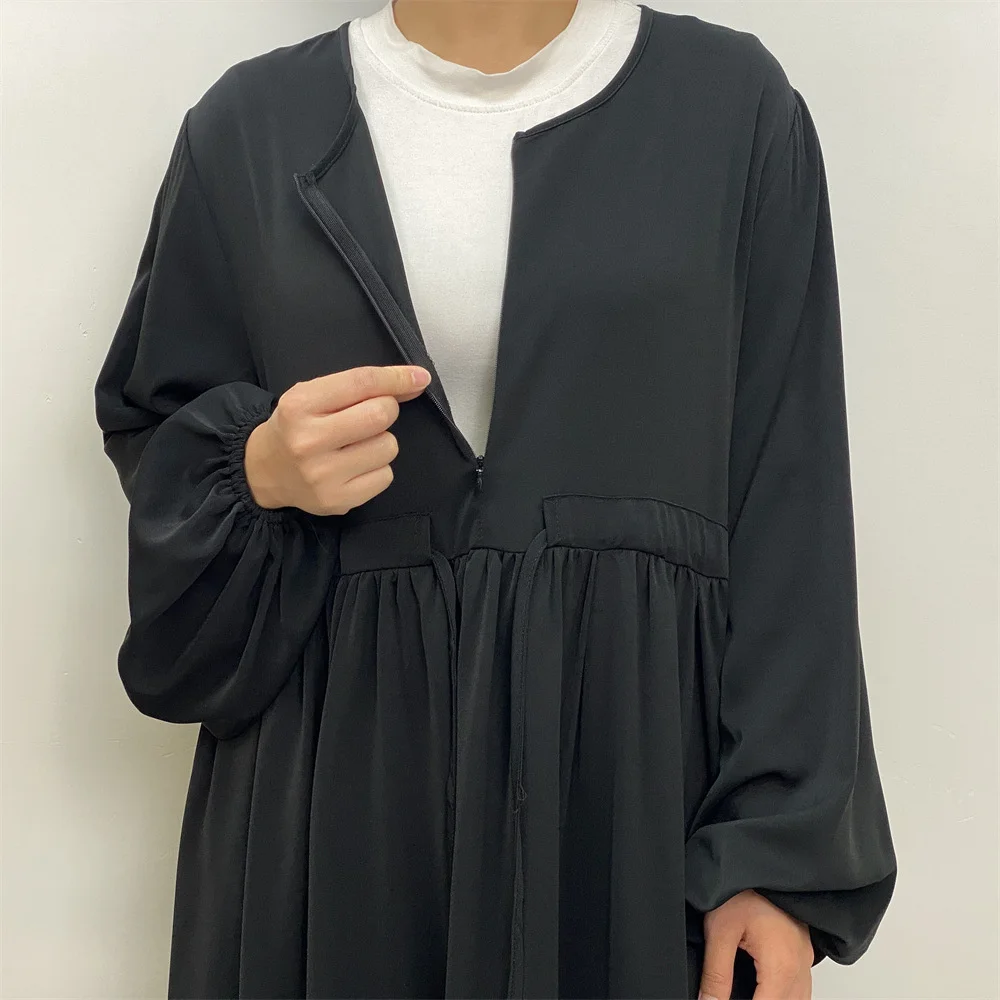 Muslim minimalist design with solid elastic sleeves and front zipper for elegant and versatile swing dress 6692