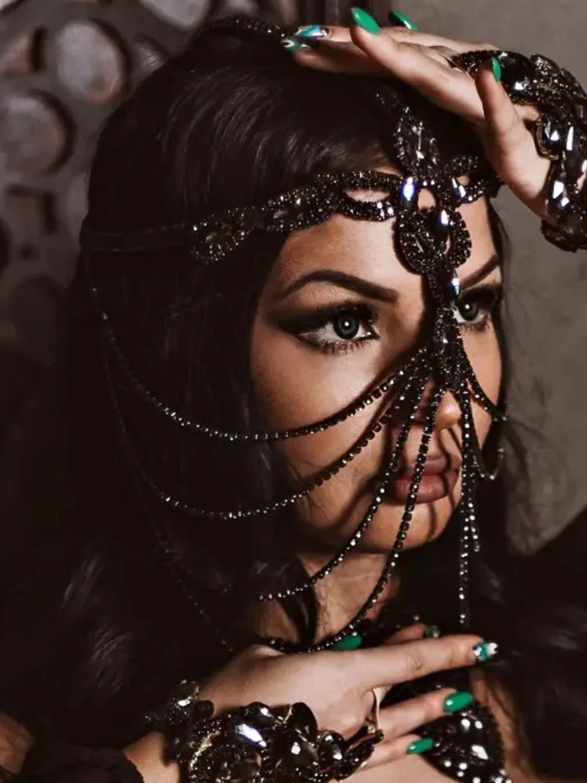 Роскошная европейская и американская маска фэн-шуй с бриллиантами бахромой