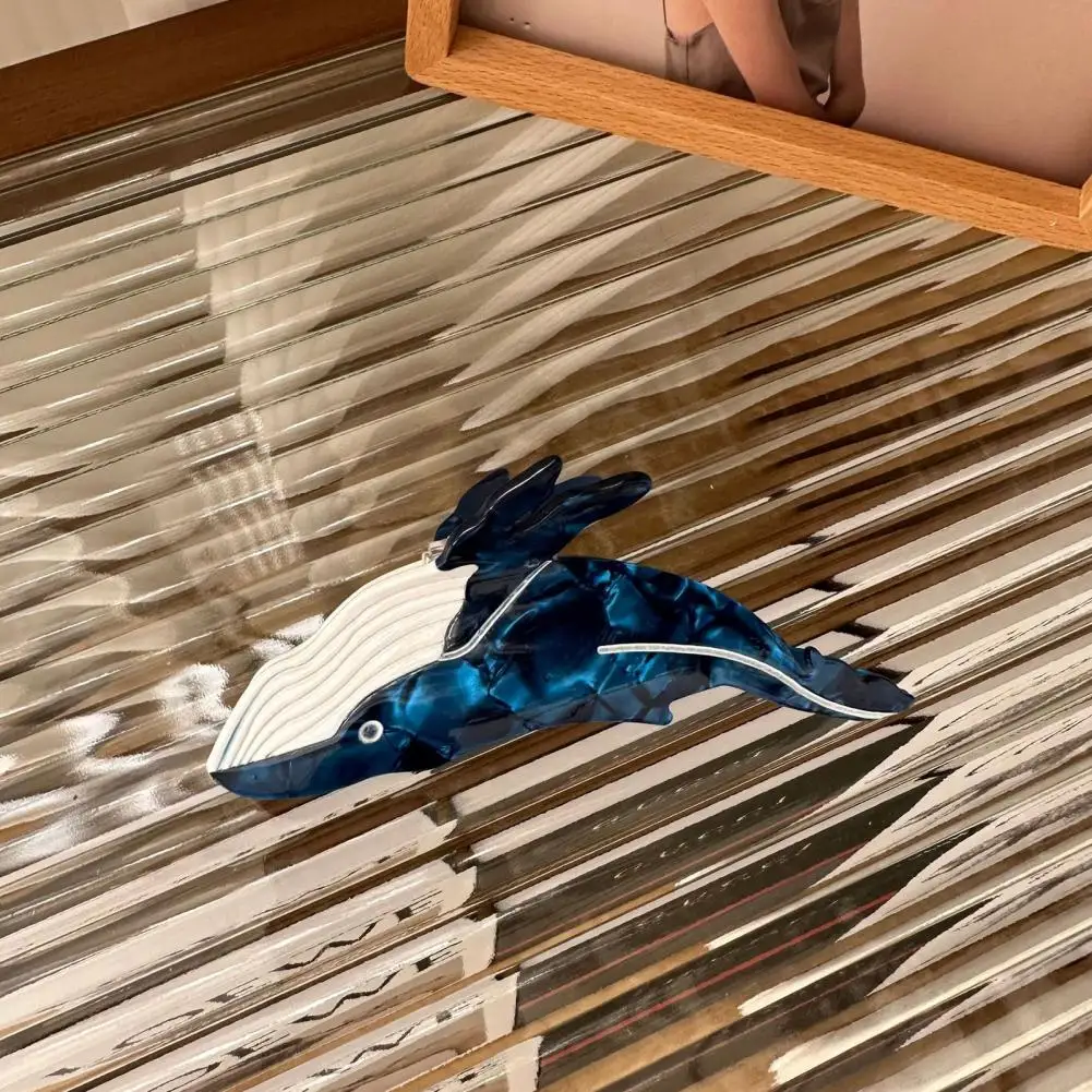 

Strong Metal Barrettes Ponytail Hair Clip with Crossing Teeth Dolphin Shape Stylish Bath Hair Accessories for A Trendy Look Cute