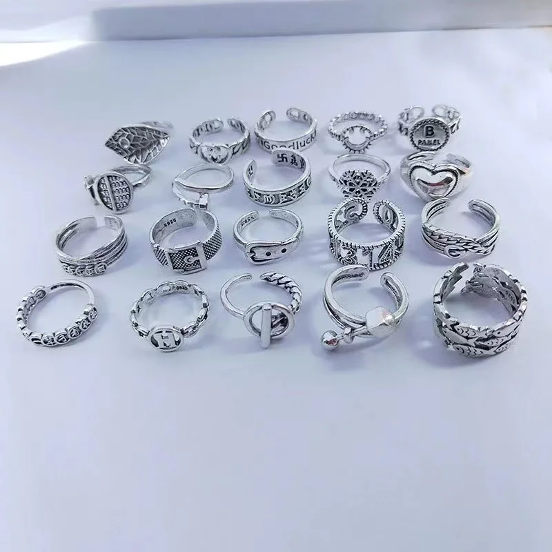 

20 Pieces Ladies Rings for Men New in Retro Trend Fashion Accessories Steampunk Party Couples Dating Love Gifts Mixed Wholesale