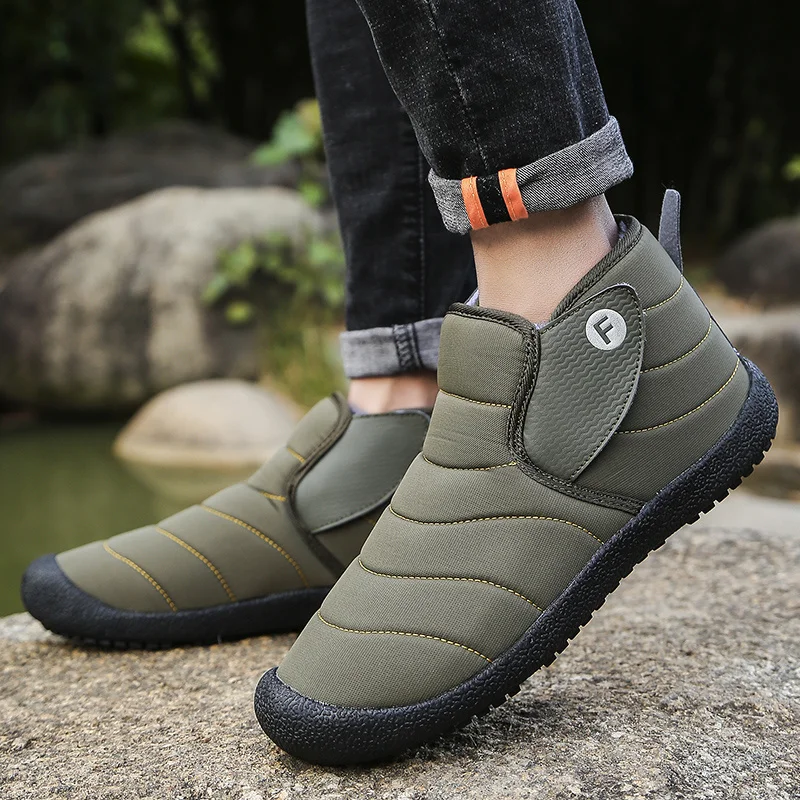

Men's non slip rubber winter boots, waterproof snowshoes, male / female ankles, size 47