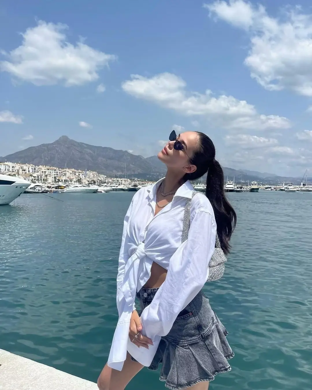 

Fashion Women's New European and American High End Design High Quality Spring Summer White Loose Large Versatile Casual Shirt