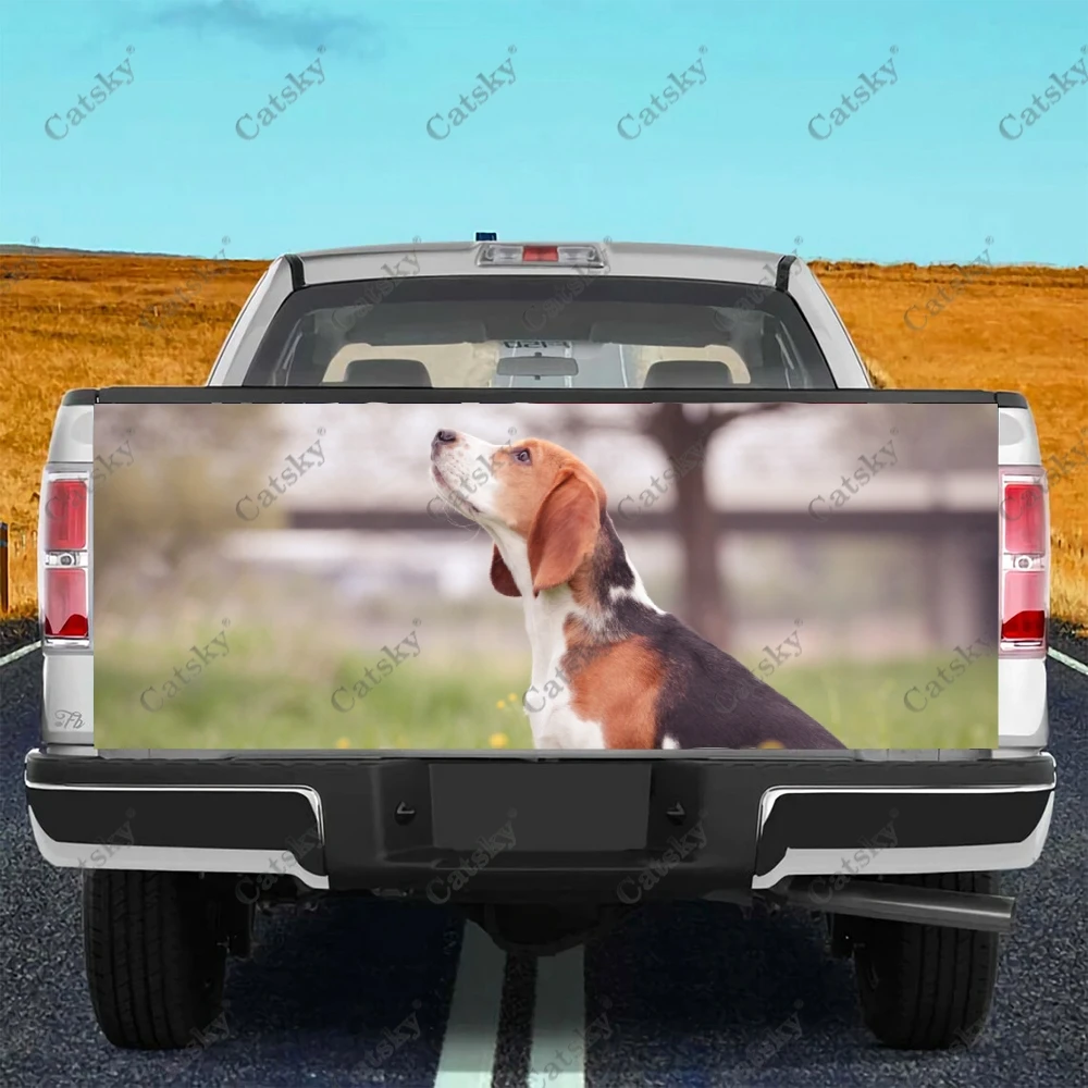 

Beagle, сидячая в траве, грузовик, задняя дверь, профессиональный класс, материал, универсальный, подходит для полноразмерных грузовиков, погодостойкий