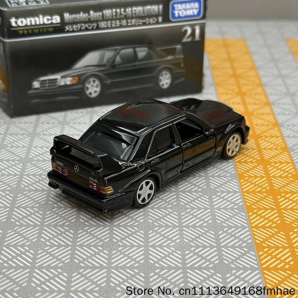 Фото Коллекционная модель автомобиля Tomy Tomica из литого сплава Mercedes 190E 2.5 16 Evolution Premium Black Box TP21 для взрослых коллекционеров №4