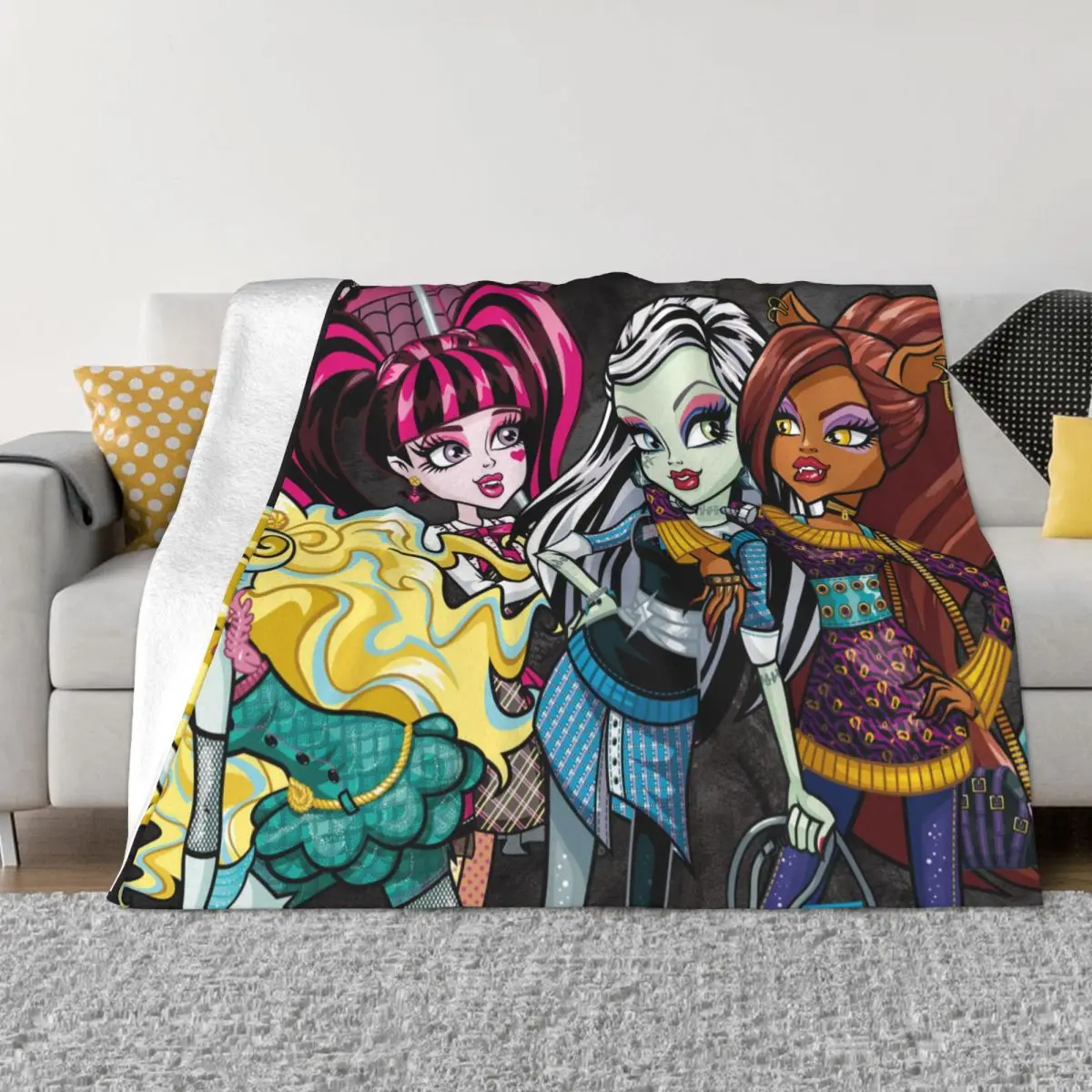 

Cute Monster High Girl Fleece Blanket Draculaura Funny Throw Blanket for Bed Sofa Couch 150*125cm Plush Thin Quilt