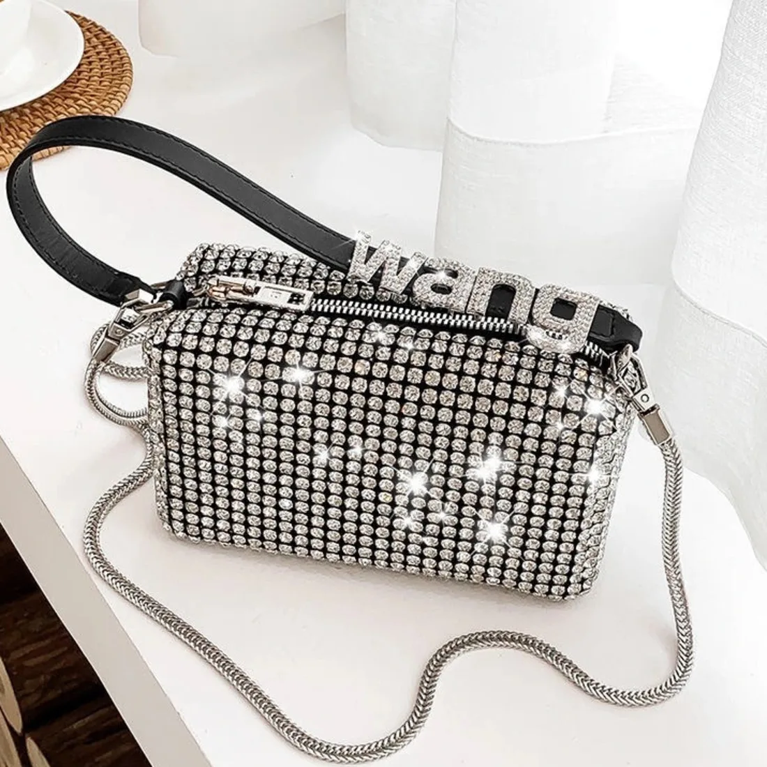

Women Diamond Hobo-bag For 2022 Female Clutch Design Brand Luxury Shoulder Bags Handbag Leather PU Shiny Hobo-bag Messenger Bag