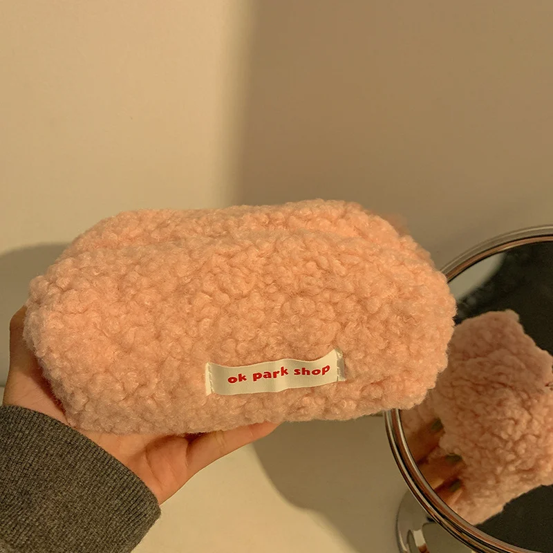 

Lamb Hair Cosmetic Bag Plush Storage Cute Stationery Bag Large Capacity Travel Cosmetic Bag Makeup Organizer