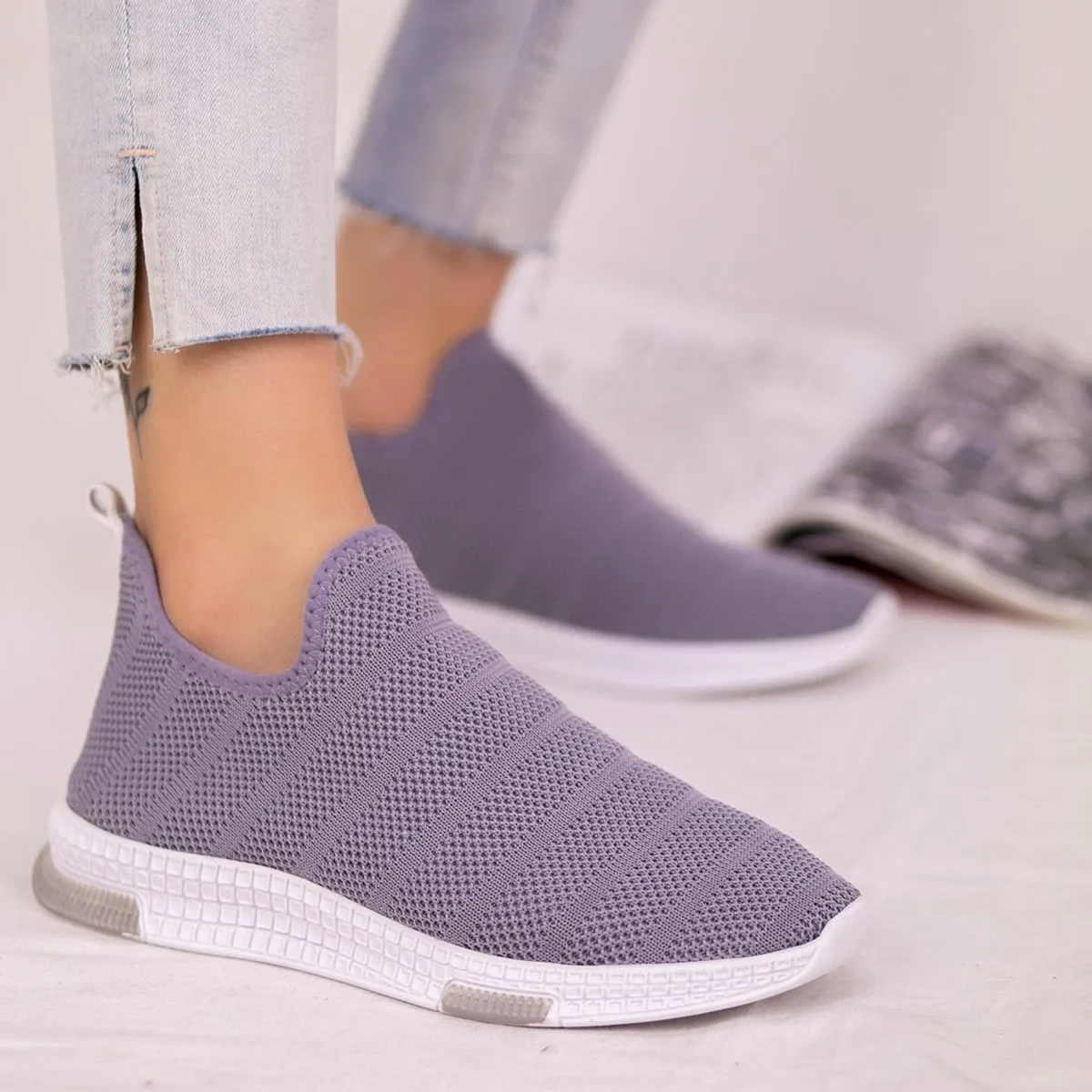 

Tonar Rani Gray Stretch Sports Shoes New Season Convenient Seasonal Style Sneaker