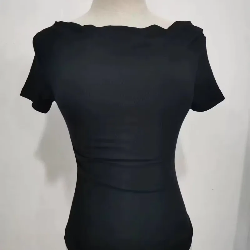 Женская плиссированная блузка без бретелек облегающая с коротким рукавом и