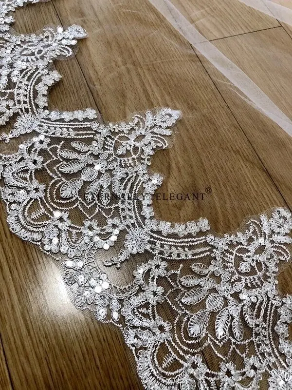 

5 meters long, 3 meters wide, one layer, with comb