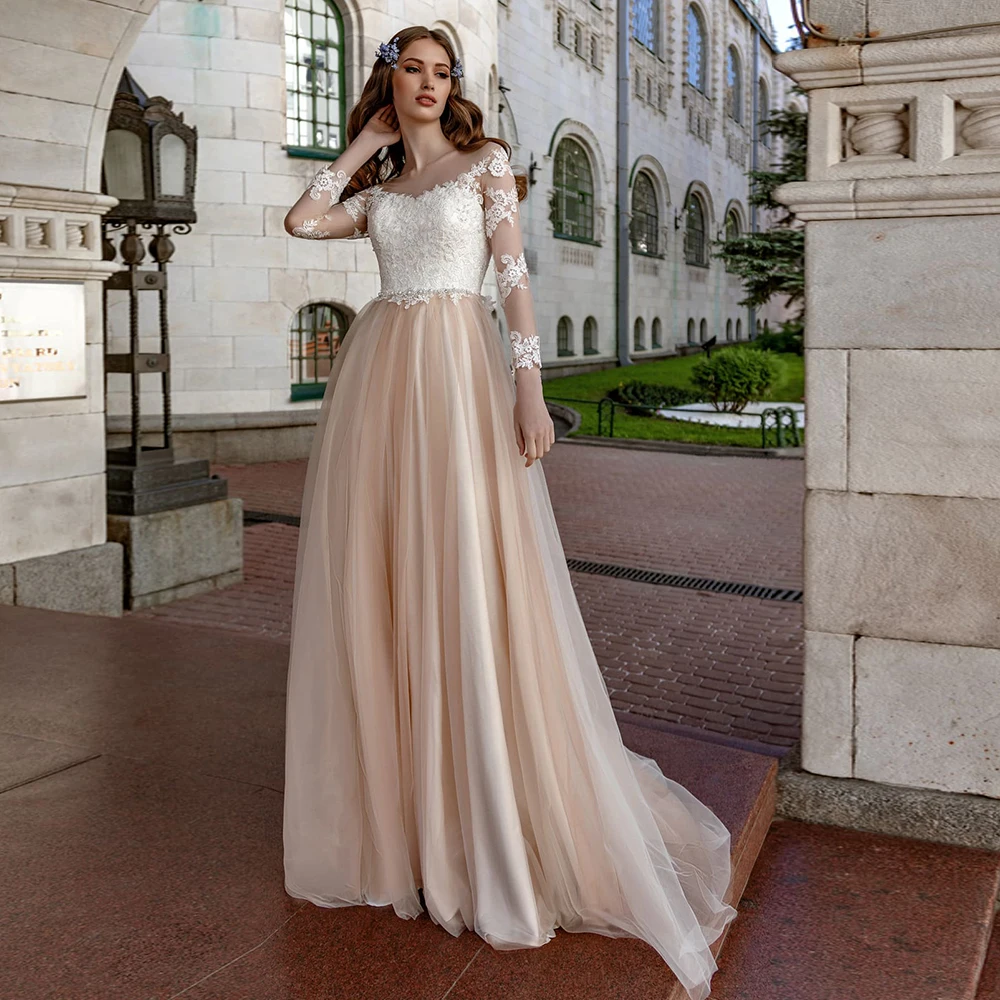 

Elegant V-Neck Wedding Dress 2022 Long Sleeves Lace Appliques Vintage Court Train Organza Bridal Gowns New Style Illusion