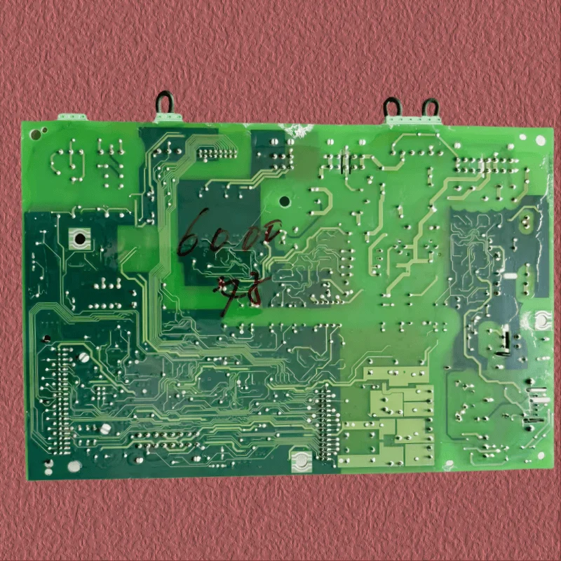 Разобранный инвертор Danfoss 130b6038 dt/08/07/09 фотоэлектрическая плата 90-110-132