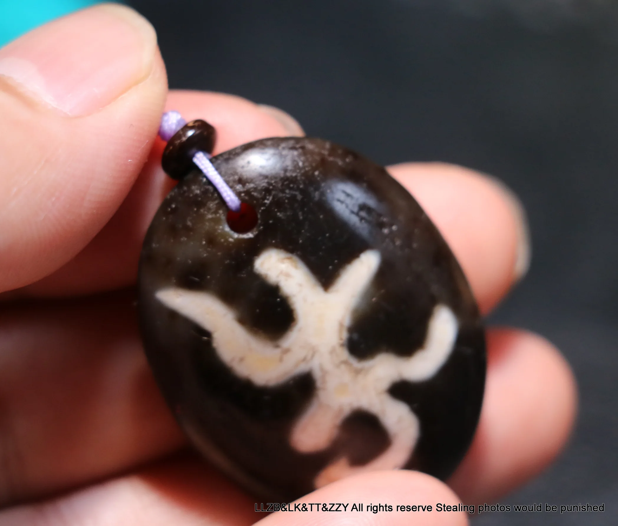 Уникальный стиль волшебная энергия Тибетский Старый Агат 1 глаз OM слово в форме