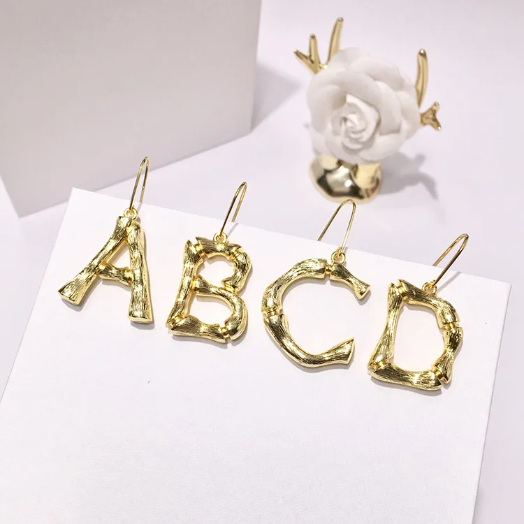 

Fashion Stud Earrings Gold Plated Retro Personality Simple Letter Peach Heart Glossy Popular Jewelry