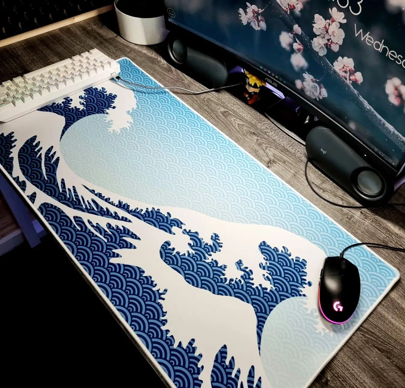 

Waves Art Desk Mat Pc Accessories Large Mouse Pad Gamer White Blue Keyboard Pad for Computer Mouse Carpet Cushion Rug Blanket