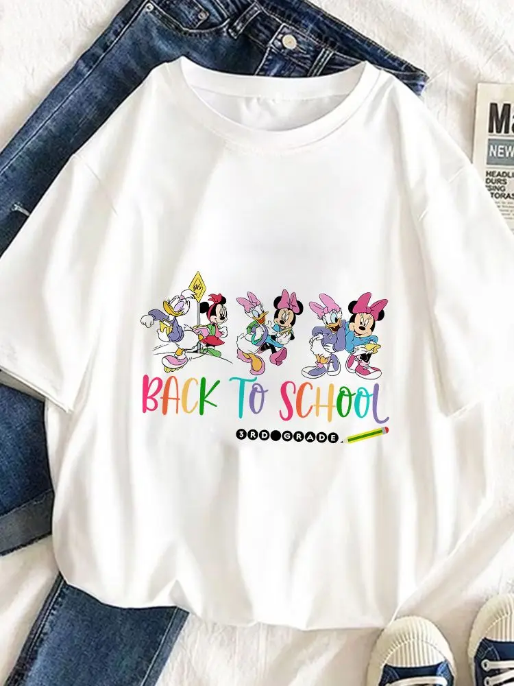 Женские футболки Disney новинка 2022 года повседневная одежда с принтом Winnie Back To School