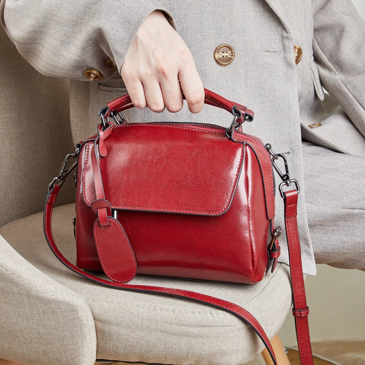 2024 новая модная женская кожаная сумка нишевая через плечо корейский стиль на