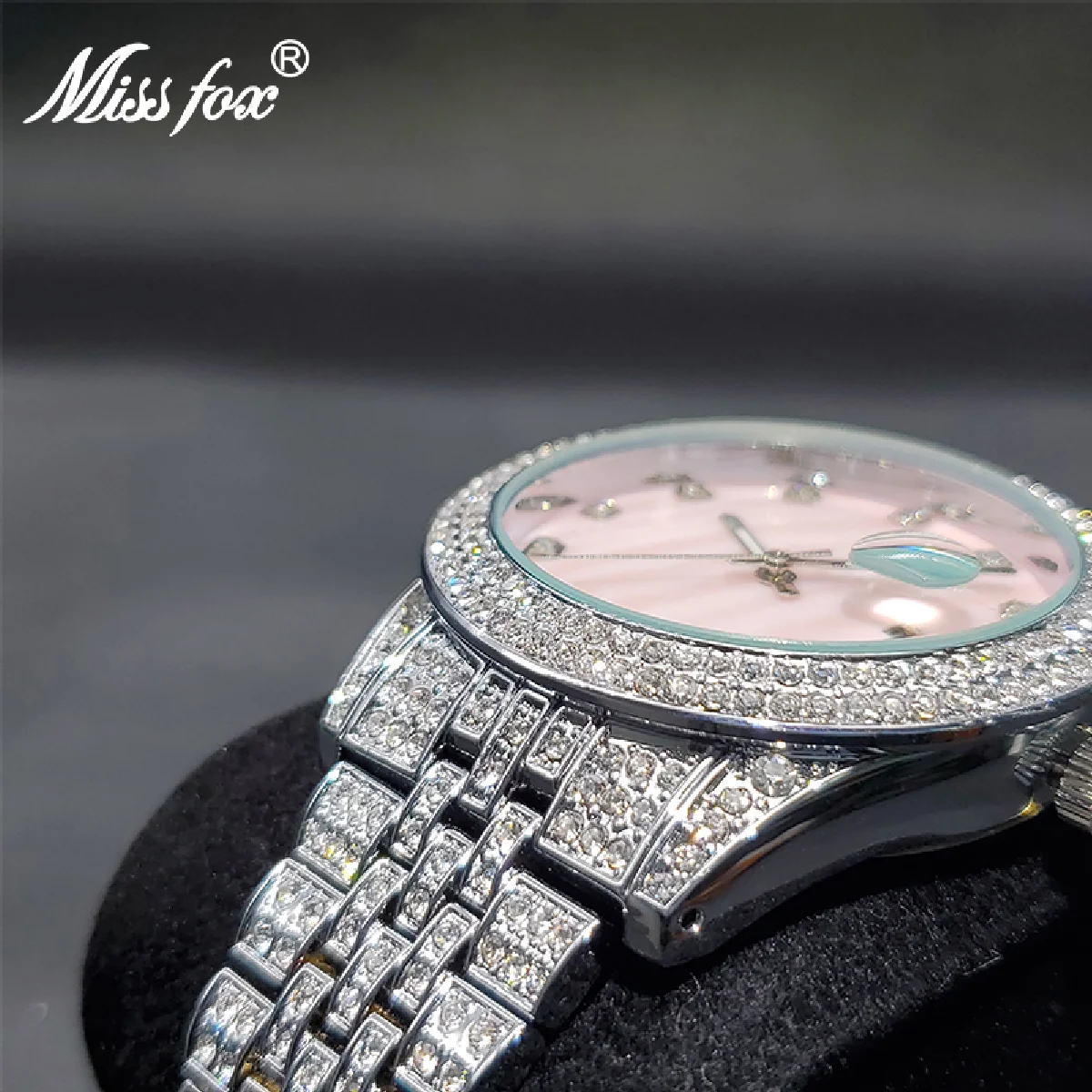 New Designer Watch For Women Luxury Brand Ice Out Moissanite Watches Different Pearl Pink Dress Wriswatches Couple Dropshipping