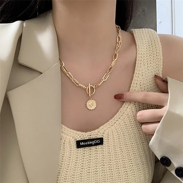 

Temperament Double layer Necklace Female Personality Simple Beauty Head Charm ins Cool Wind Collar Neckchain