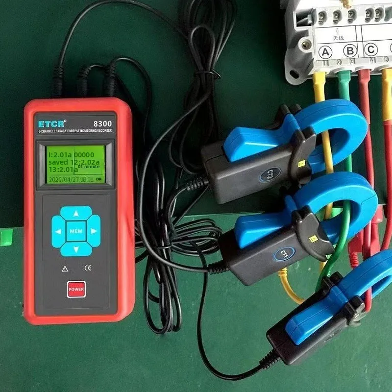 Фото Трехканальный измеритель тока утечки ETCR8300/ETCR8300A с цифровым дисплеем, 500А/20А, для онлайн-мониторинга в реальном времени №3