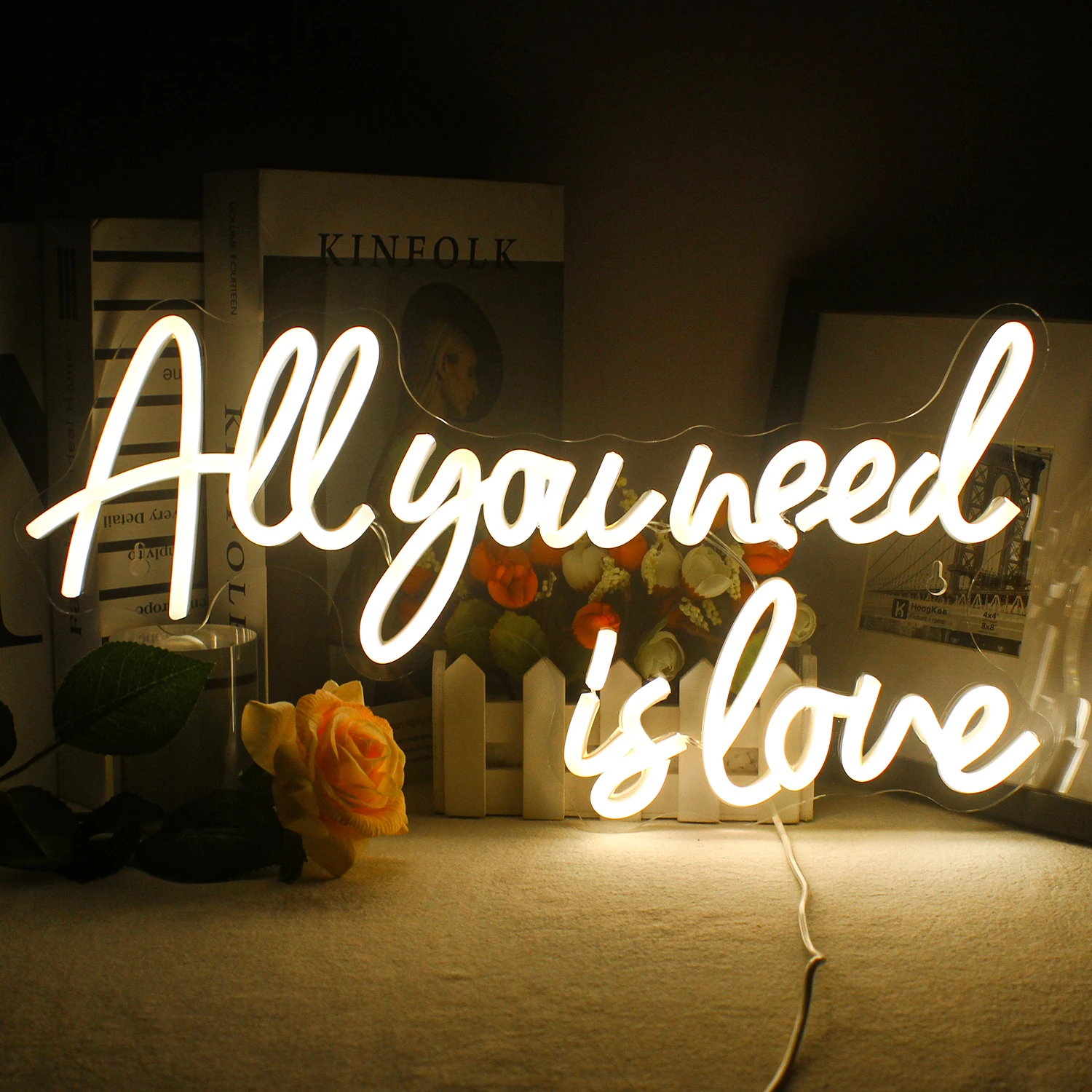 

Неоновая вывеска All You Need is Love ineonlife