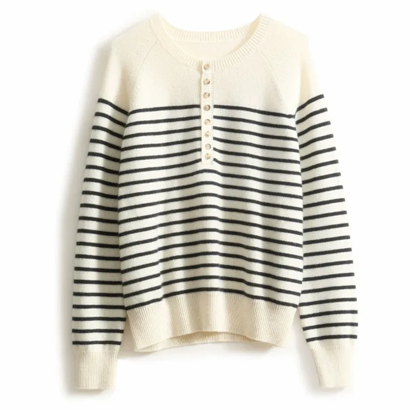 Женский вязаный пуловер с круглым вырезом