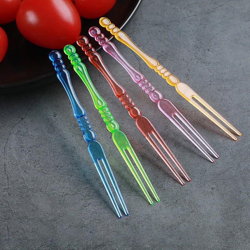 

100PCS Fruit Fork Plastic Toothpick Children Snack Cake Dessert Food Fruit Pick Mini Party Festival Love Tableware Decoration