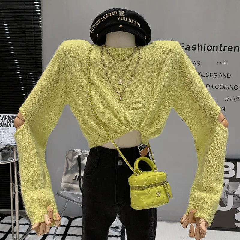 

Новинка Женская одежда Весна 2023 модный темпераментный Свободный вязаный свитер с длинными рукавами с круглым вырезом и короткими плечами