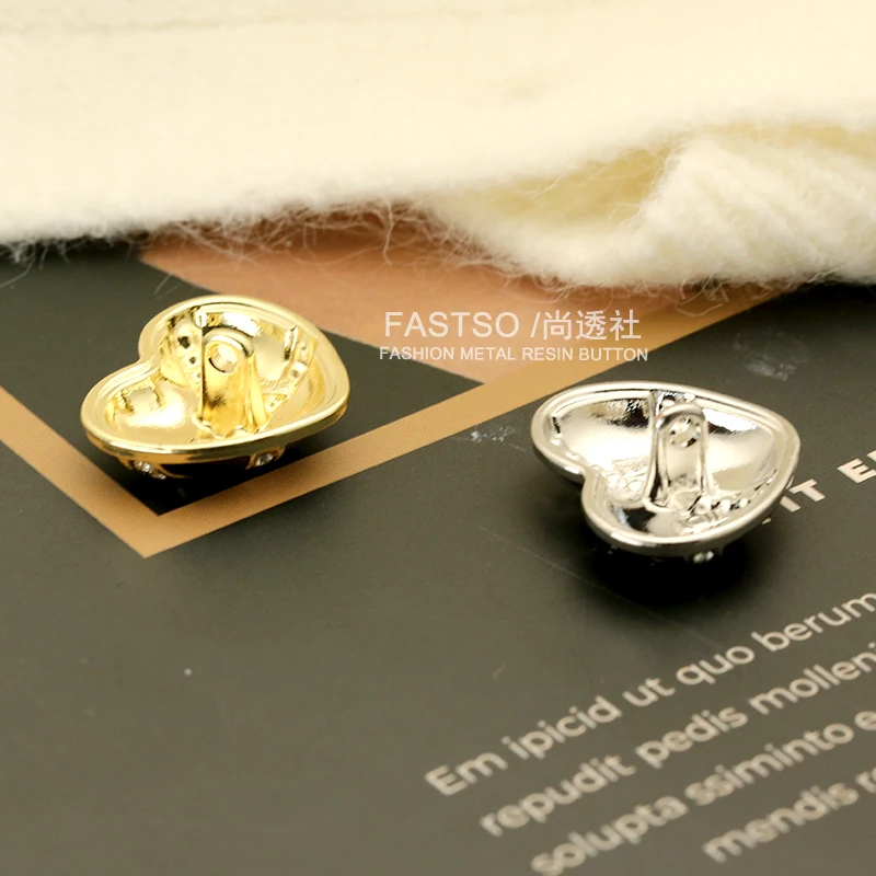 6 шт. женские пуговицы в форме сердца 17 20 23 мм