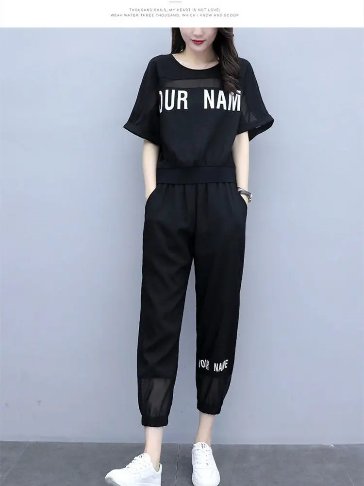 

Спортивный костюм, спортивный костюм, черная футболка с принтом и коротким рукавом, Модный комплект из двух предметов для фитнеса в Корейск...