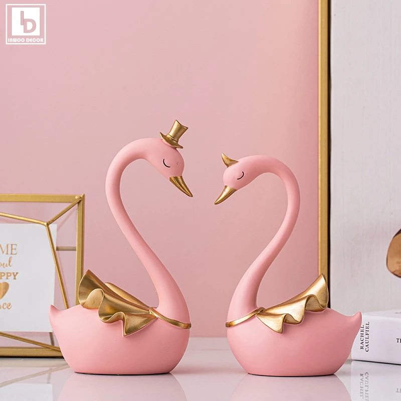

Creative Swan Love Sculpture Statue Home Decor Table Desk Cabinet Living Room Car Ornaments Wedding Decoration Accessories Gifts
