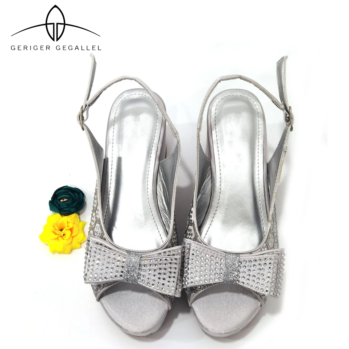 Silver Wed Sandals to Match Dress Fashion Middle Heels for Woman Women Designer Summer Shoe Peep Toe Italian Design Luxury Shoe