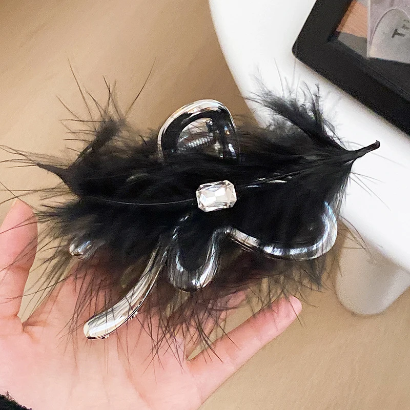 Новая черная заколка для волос со страусиными перьями девочек мягкие когти с