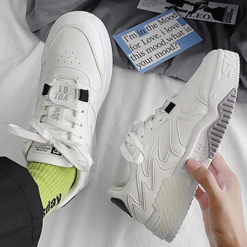 

Men Sports Shoes Leather Breathable Fashion Large Size Men Shoes Non-slip Thick-soled Shoes Color Matching Men Luxury Sneakers