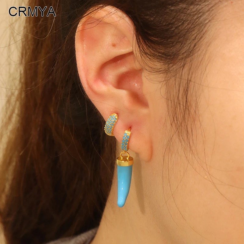 Женские серьги-кольца с синим цирконием Crmya