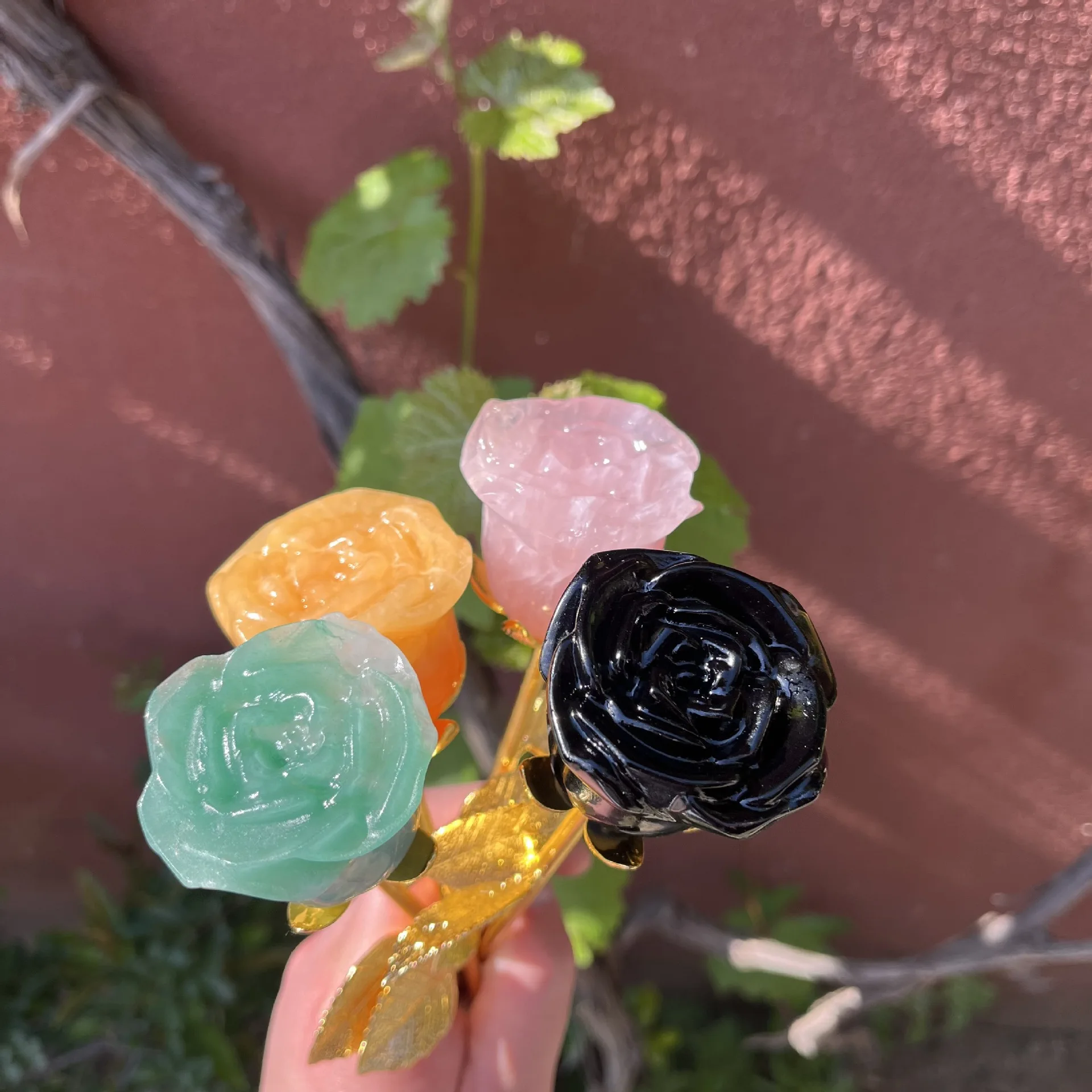 

Натуральный кристалл ручная резьба цветок обсидиан авантюрин роза Резьба Крафт-орнамент рейки минералы декор комнаты подарки натуральный ...