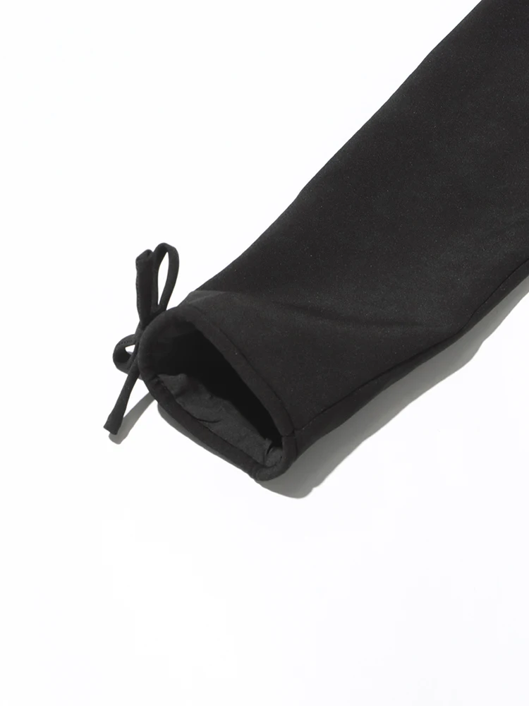 Женское однотонное платье с бантом TWOTWINSTYLE