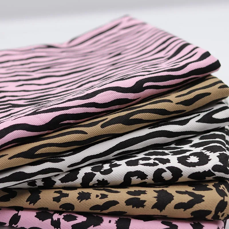 Хлопковая саржевая ткань с леопардовым принтом шитье куртка юбка Блейзер модная