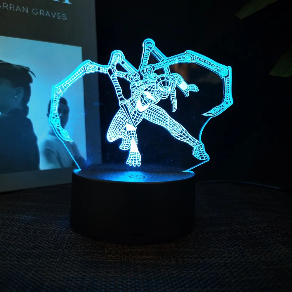 

Hot Toys 3D Акриловый Ночник Железный Человек / Человек-Паук 16 Цветов
