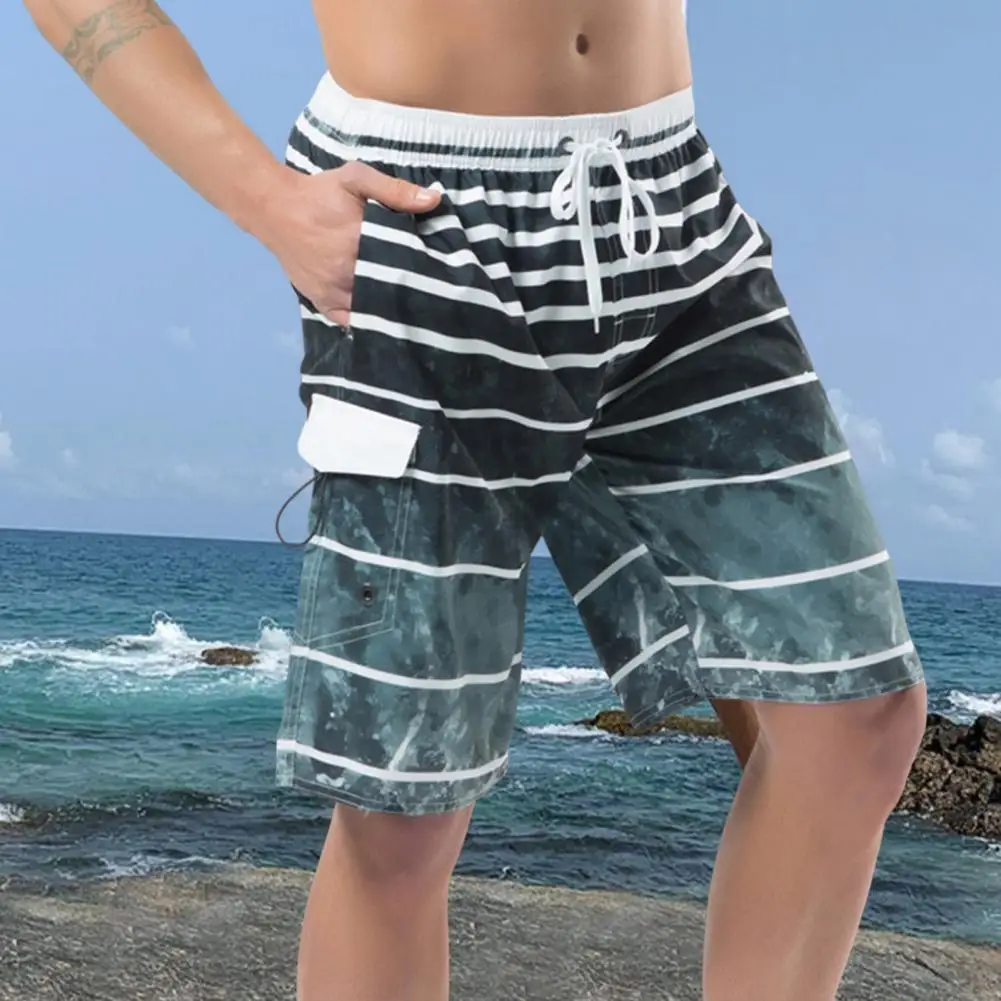 

Knee Length Male Elastic Waist Relaxed Fit Shorts for Swimming Pool