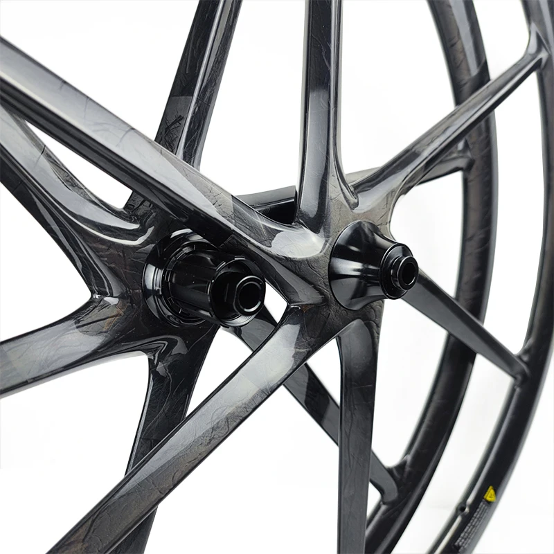 700C 6 Spoke Carbon Wheels SixSpokes Super Light Ceramic Bearing 11 Speed Clincher Road Bicycle Parts BESKARDI UCI Standard