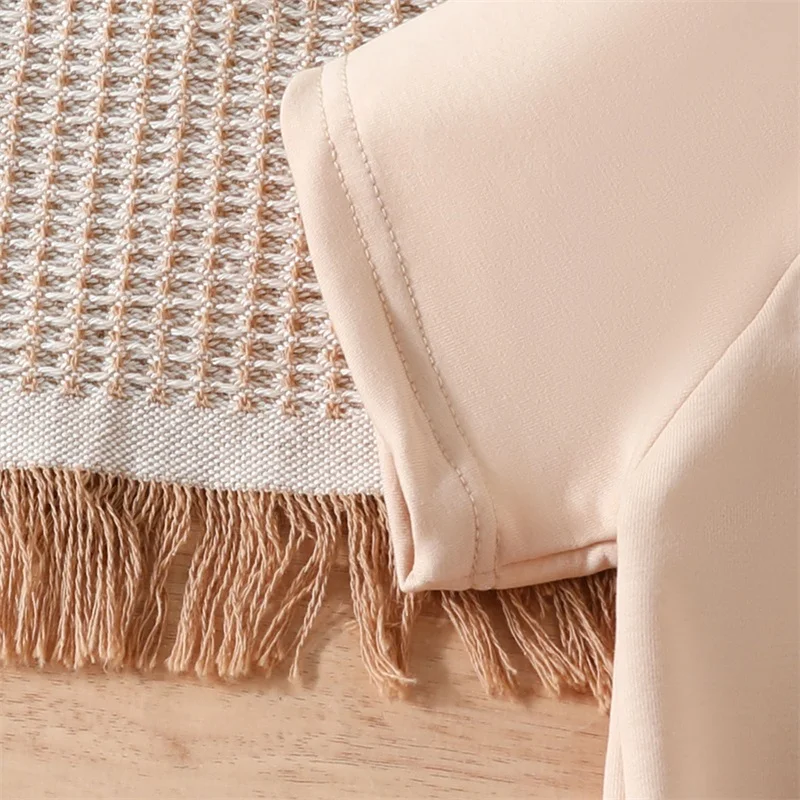 

Детский комплект из футболки и брюк с коротким рукавом и надписью