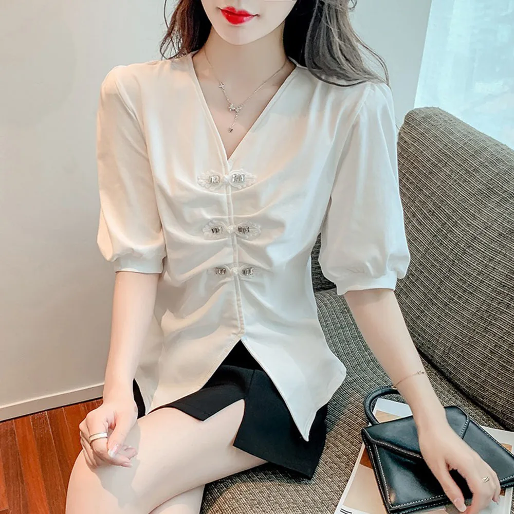 

Large Size L-4XL Women's Clothing Tees 2022 Trendy Summer New Fashion Diamond-studded Buckle V-neck Short Sleeve Slit T-shirts