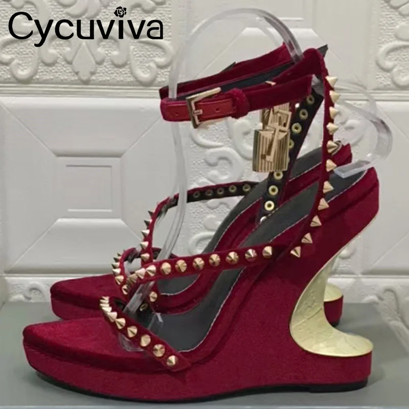 

Сандалии женские атласные с заклепками, босоножки-гладиаторы на высоком каблуке, обувь для вечеринки, модельные босоножки с ремешком на щик...